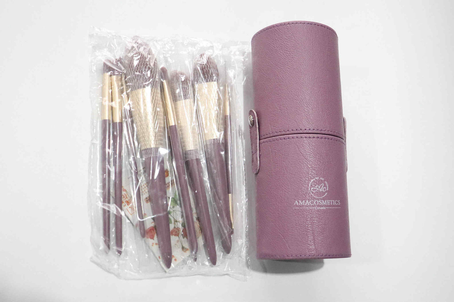 🎨 Ensemble Premium de 8 Pinceaux de Maquillage avec Étui Rigide – AMACOSMETICS