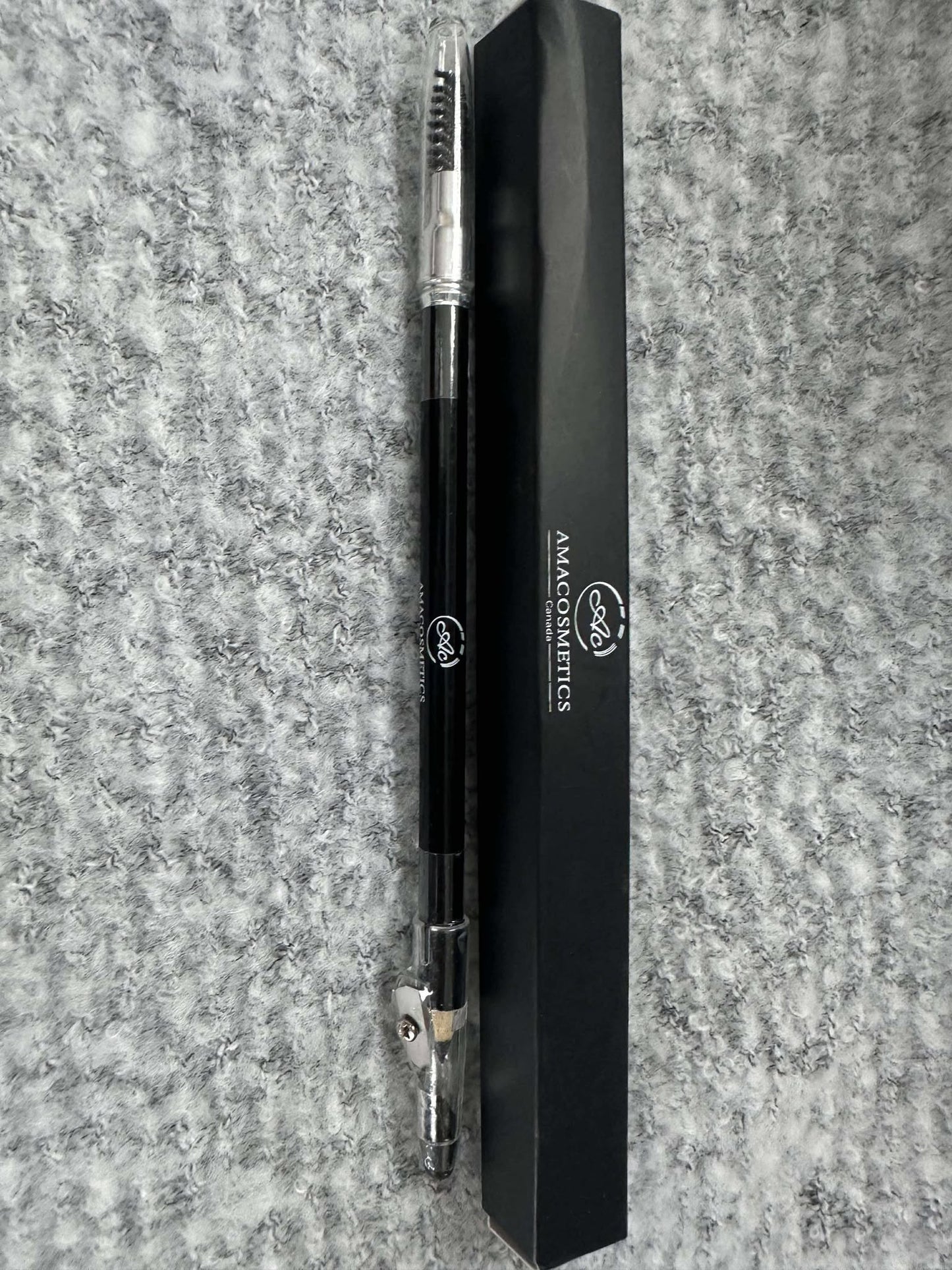CRAYON PRÉCISION 3 EN 1 AMACOSMETICS – Sourcils & Yeux | Precision 3-in-1 Brow & Eye Pencil