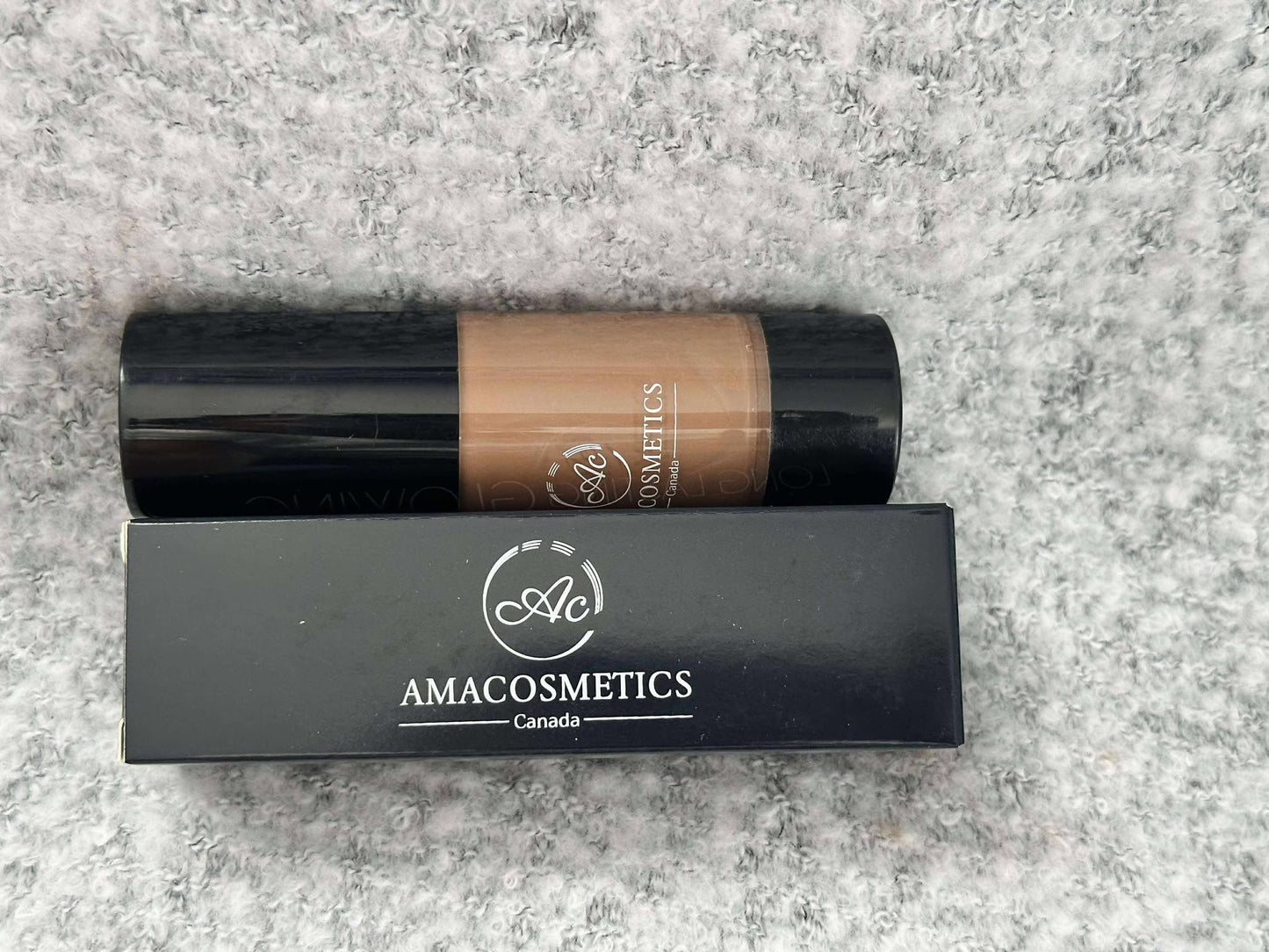 FOND DE TEINT FLUIDE AMACOSMETICS – Teint lumineux & couvrance parfaite | Glow Foundation – Full Coverage & Long Wear