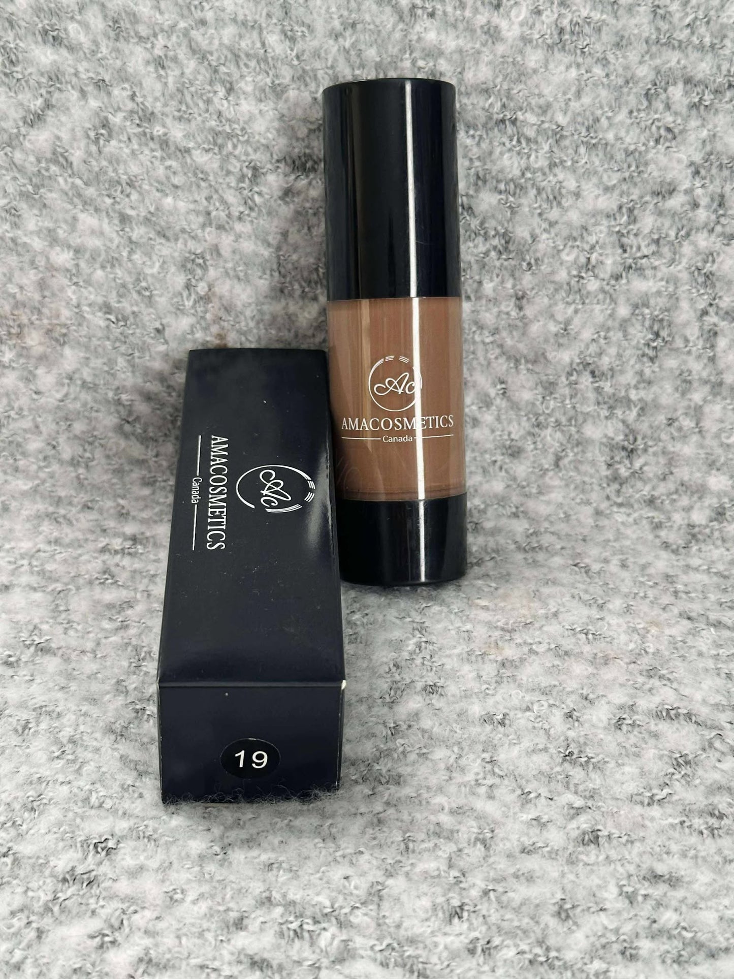 FOND DE TEINT FLUIDE AMACOSMETICS – Teint lumineux & couvrance parfaite | Glow Foundation – Full Coverage & Long Wear
